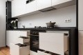 Bucătărie modernă liniară fronturi Acrylux Alb MOD161