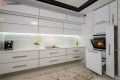 Bucătărie modernă în formă de „L” fronturi Acrylux Alb MOD255 Bucătării moderne la comanda