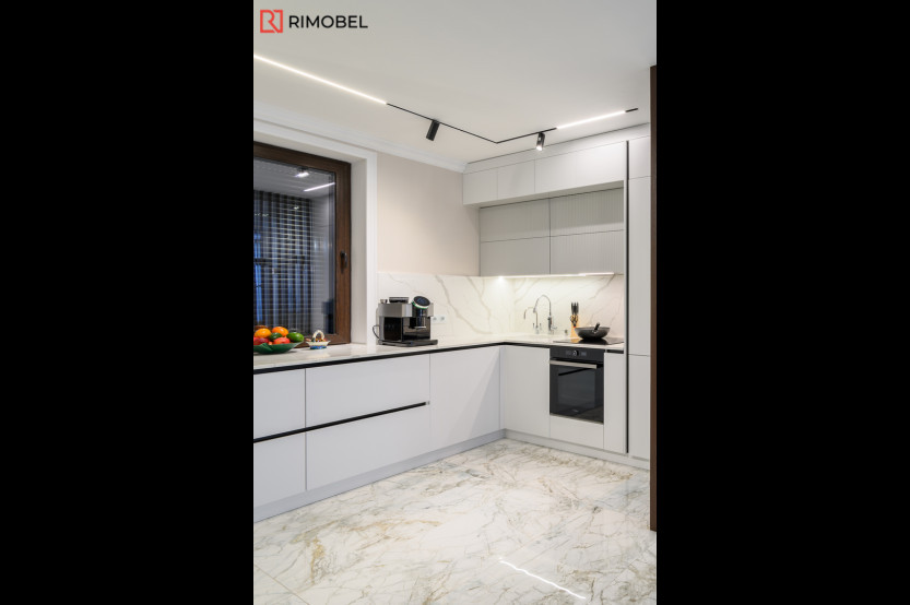 Bucătărie modernă în formă de „L” cu fațada MDF vopsit mat Alb MOD387 Bucătării moderne la comanda