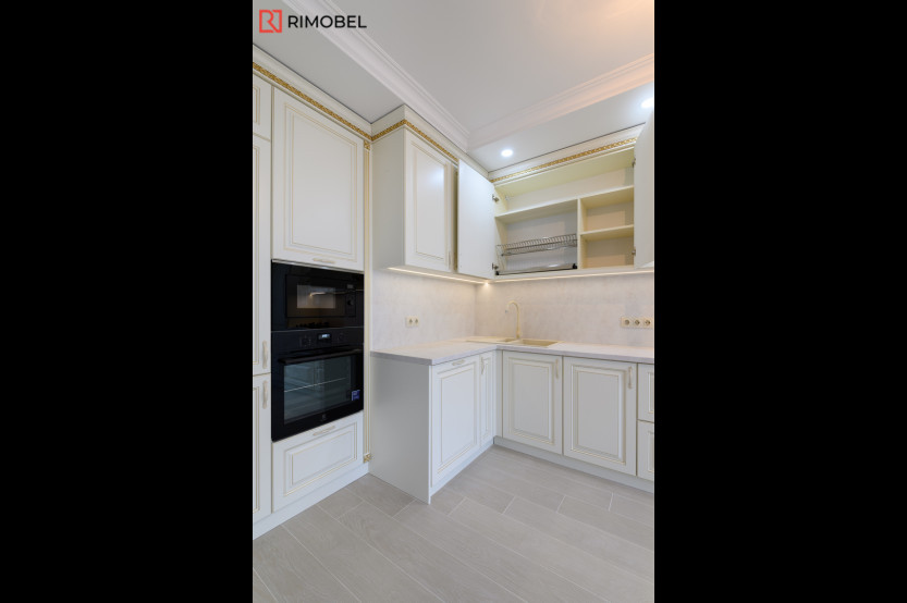 Bucătărie clasică în formă de „L” cu fațada MDF frezat 3D - vopsit Bej CLA364  Bucătării clasice la comanda