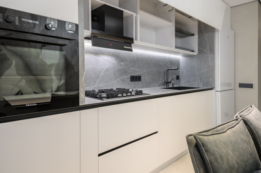 Bucătărie modernă liniară cu fațada MDF vopsit mat Alb MOD423 Bucătării moderne mobila