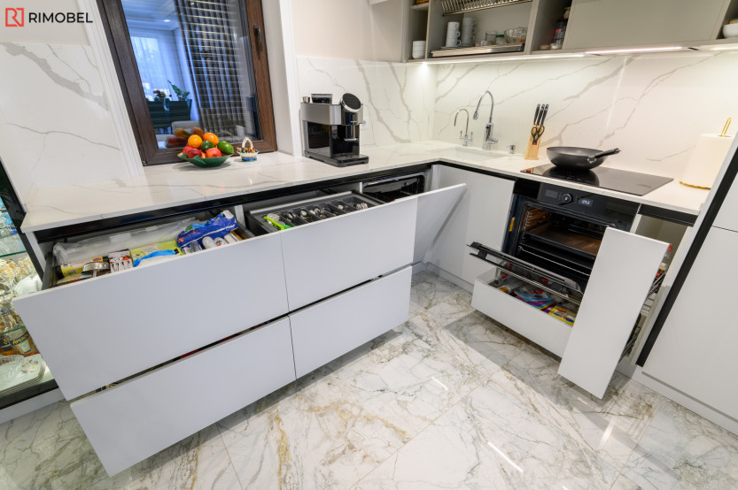Bucătărie modernă în formă de „L” cu fațada MDF vopsit mat Alb MOD387 Bucătării moderne mobila
