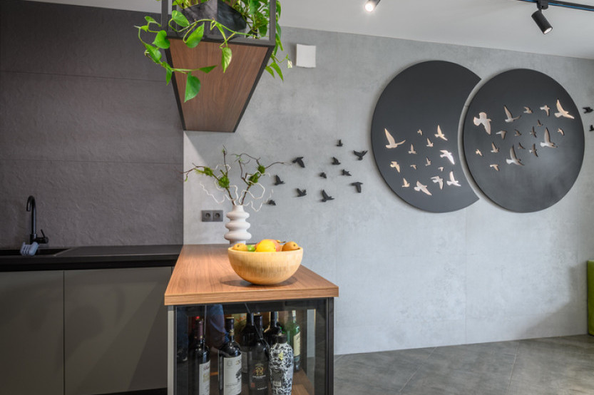 Bucătărie modernă în formă de „U” cu fațada Acrylux Gri MOD408 Bucătării moderne mobila