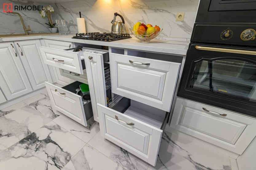 Bucătărie neoclasică în formă de „L” fronturi MDF frezat 3D - vopsit Alb NEO254 Bucătării Neoclasice mobila
